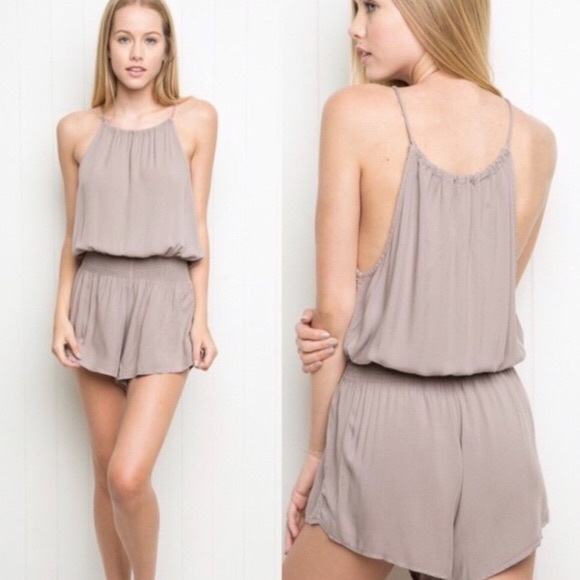 Brandy Melville Pants - Brandy Melville Gray Romper